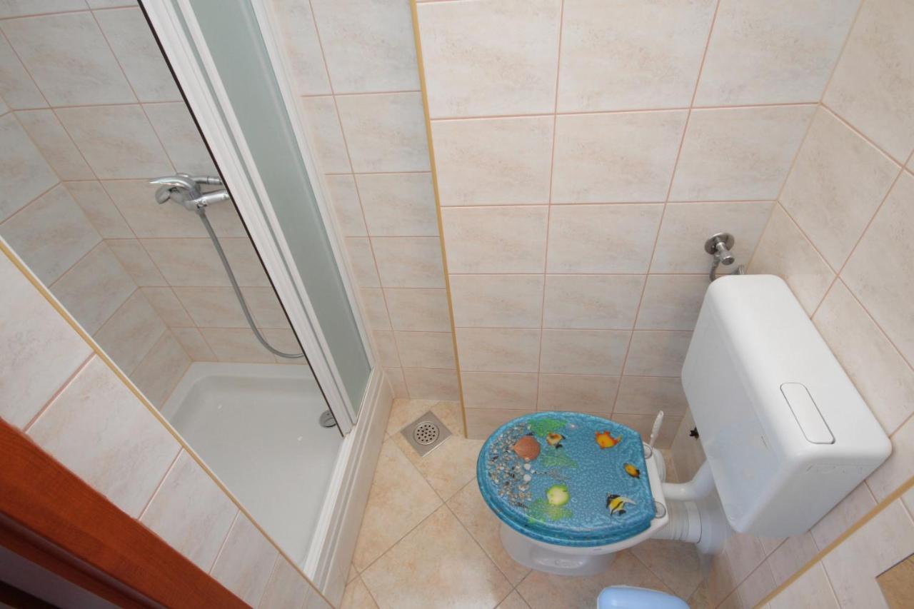 Apartments And Rooms With Parking Space Njivice, Krk - 5458 Εξωτερικό φωτογραφία