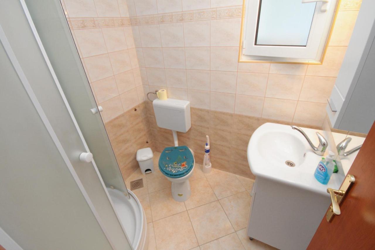 Apartments And Rooms With Parking Space Njivice, Krk - 5458 Εξωτερικό φωτογραφία