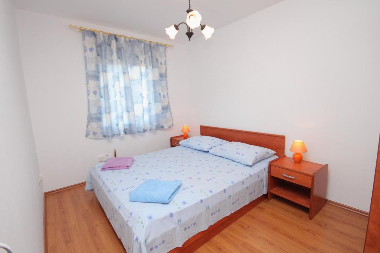 Apartments And Rooms With Parking Space Njivice, Krk - 5458 Εξωτερικό φωτογραφία